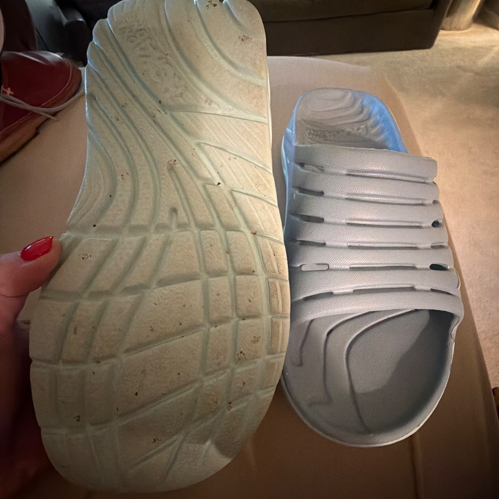 Hoka Slide - Picture 3 of 3